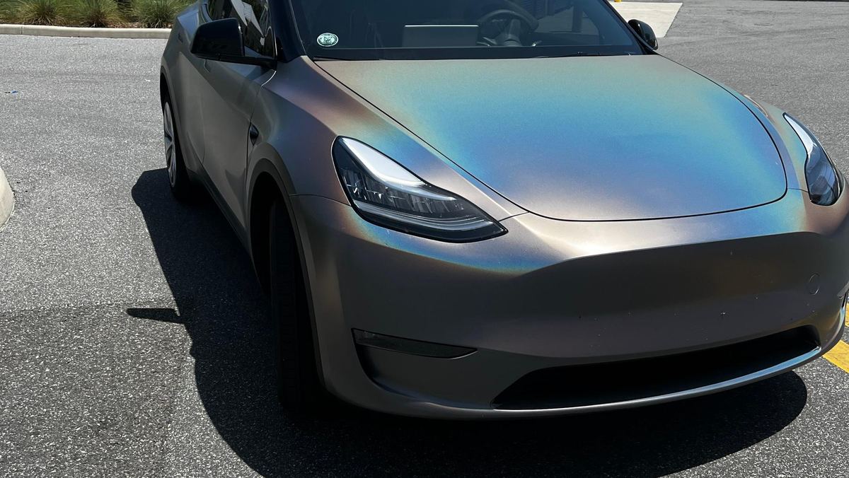 2022 Model Y Long Range Sexy AI (Tesla) from the RoboRide fleet